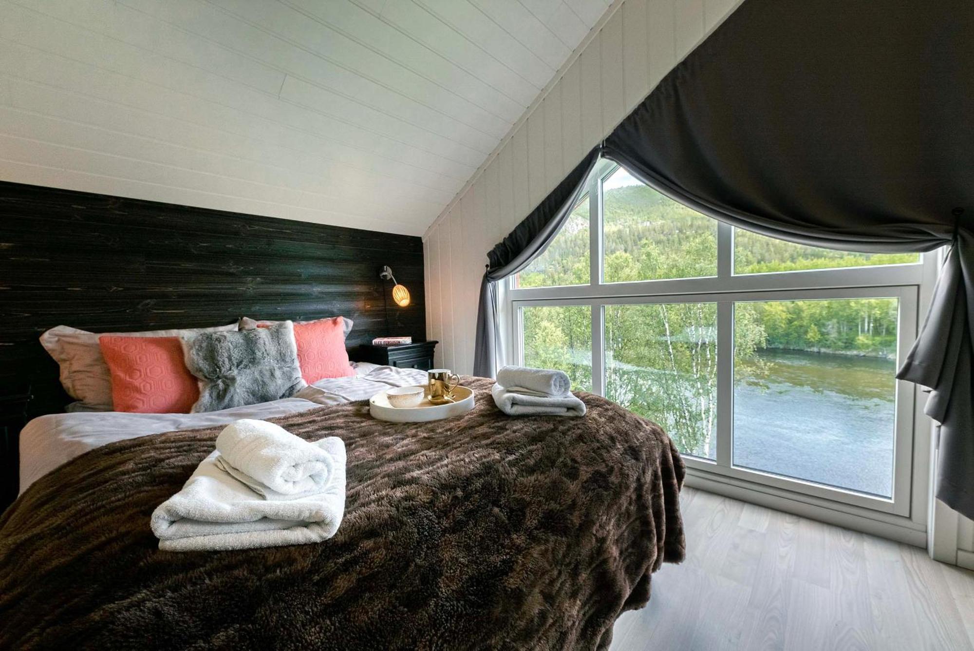 Reisa Lodge Storslett ภายนอก รูปภาพ
